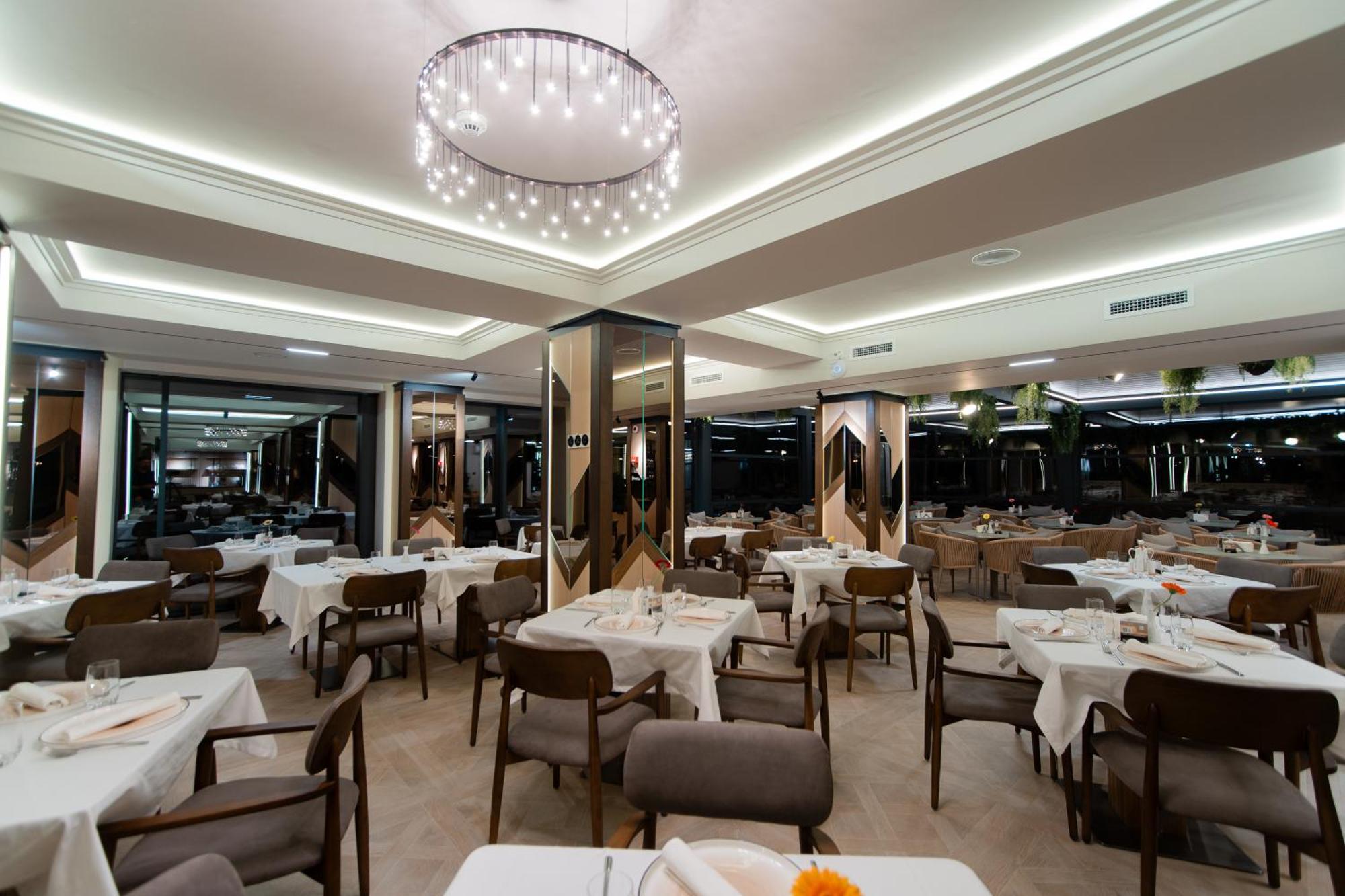 Hotel Dorna Vatra Dornei Exterior foto